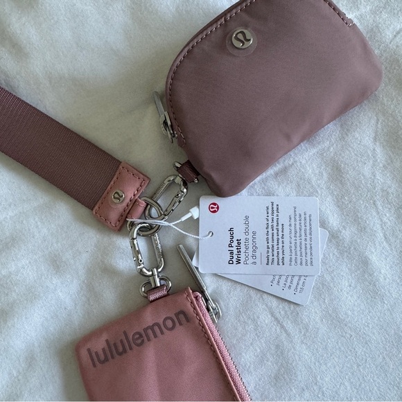 63-65 Lululemon Dual Pouch Wristlet - Pink Pastel/Twilight Rose - Picture 2 of 5